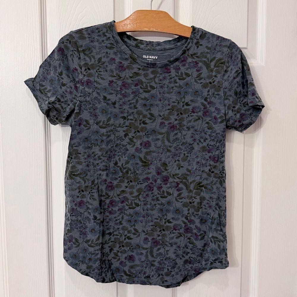 Old Navy Floral Print Women's Top - Blue and Purple